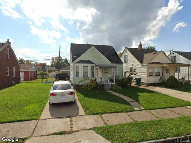 1115 Mill St, Lincoln Park, MI 48146