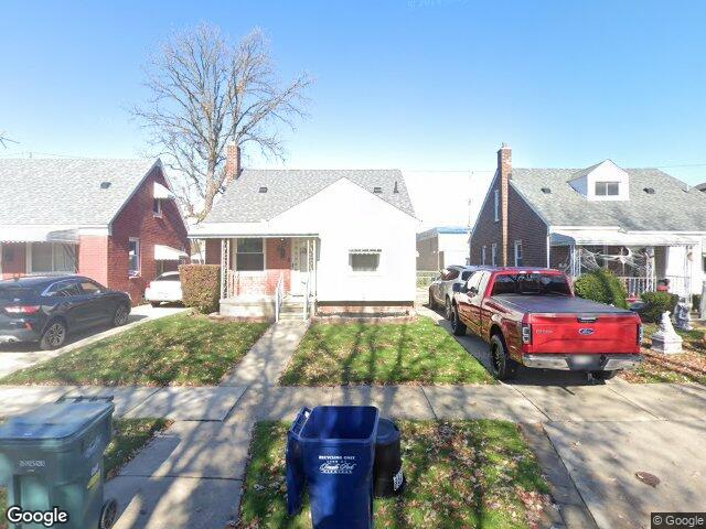 1670 Riverbank St, Lincoln Park, MI 48146