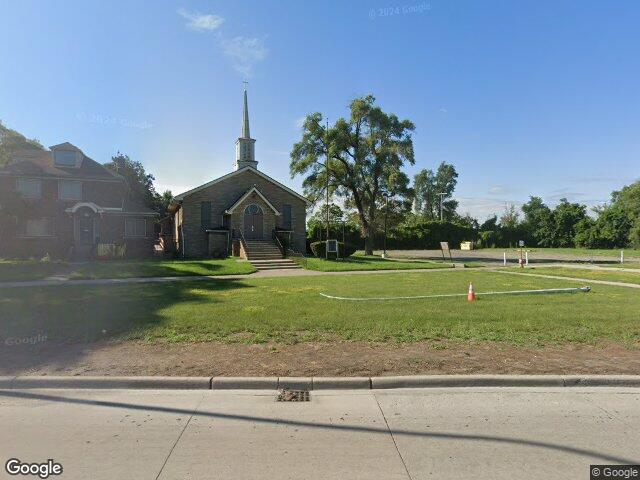 567 Oakwood Blvd, Lincoln Park, MI 48146