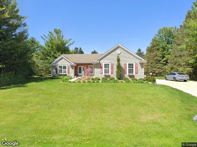 1402 Amys Place, West Bend, WI 53090
