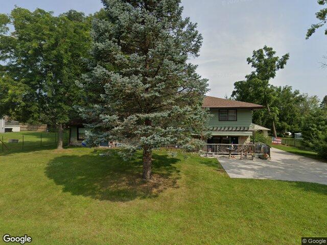 2320 E Sandy Acre Rd, West Bend, WI 53090