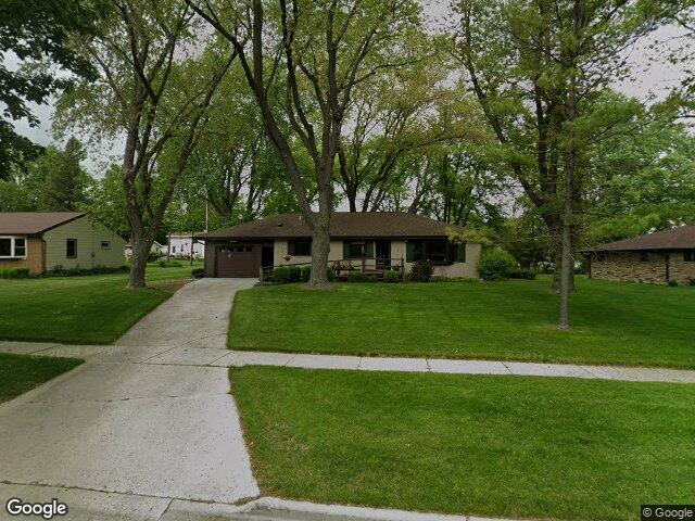 1904 Chestnut Street, West Bend, WI 53095