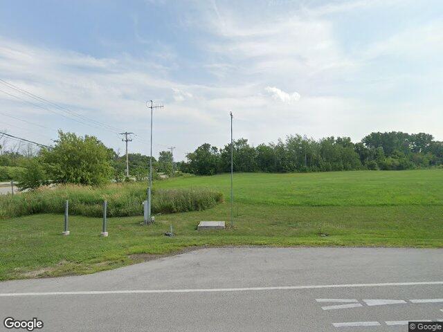 2707 W Puetz Rd, Franklin, WI 53132