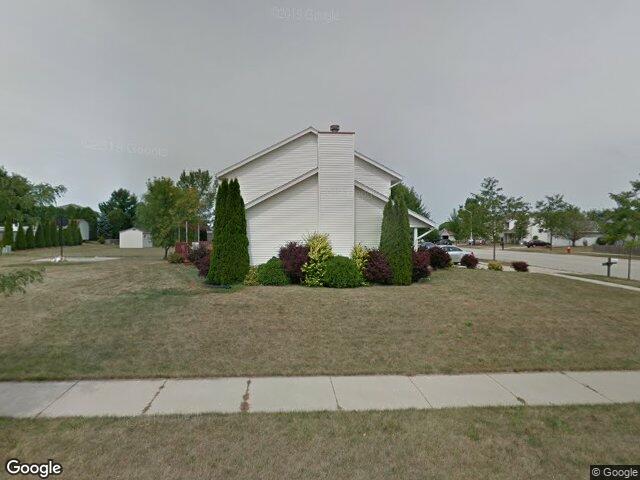 10635 S Shepard Ave, Oak Creek, WI 53154