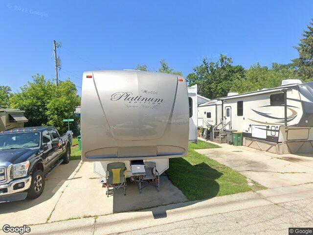 2516 W Carroll Ave, Oak Creek, WI 53154