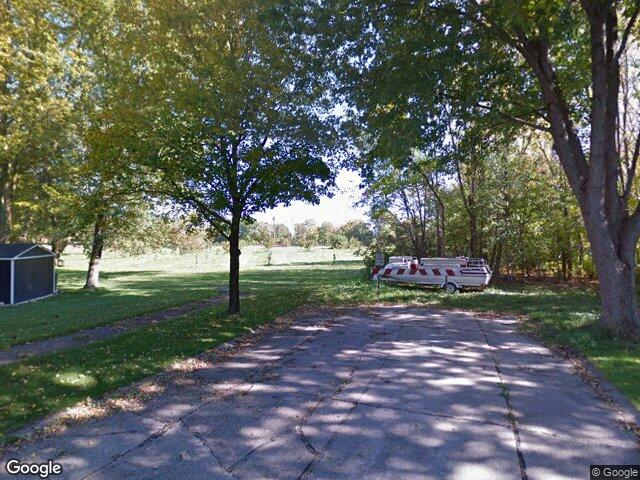 640 E Darcy Dr, Oak Creek, WI 53154
