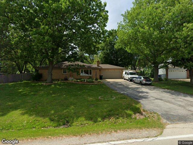 7651 S Clement Ave, Oak Creek, WI 53154