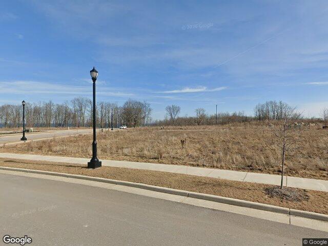 9437 S Cypress Pl, Oak Creek, WI 53154