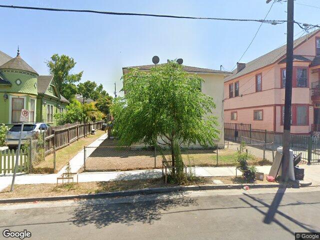 1320 W 25th St, Los Angeles, CA 90007