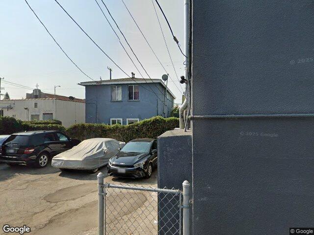 1425 W Jefferson Blvd, Los Angeles, CA 90007