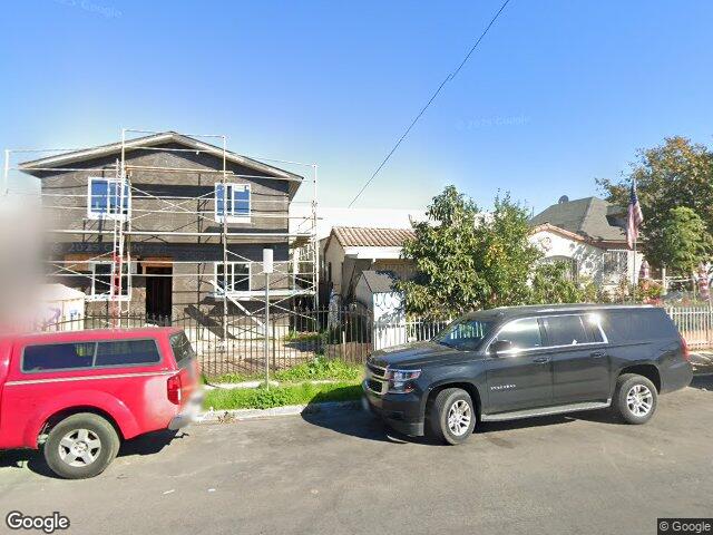 925 E 32nd St, Los Angeles, CA 90011