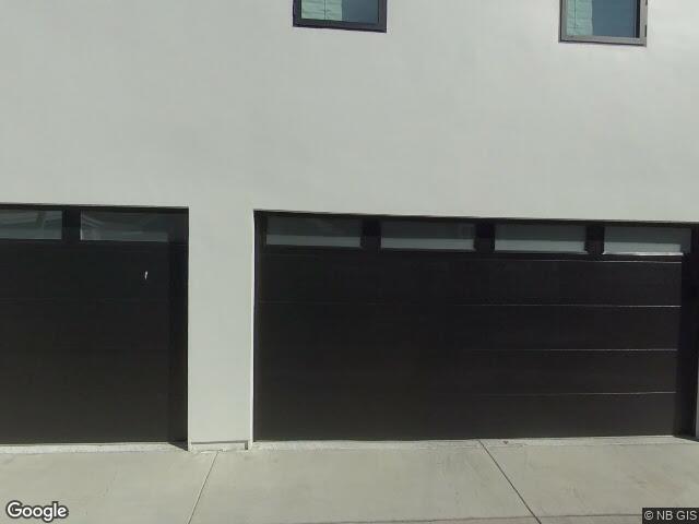 2105 E Balboa Blvd, Newport Beach, CA 92661