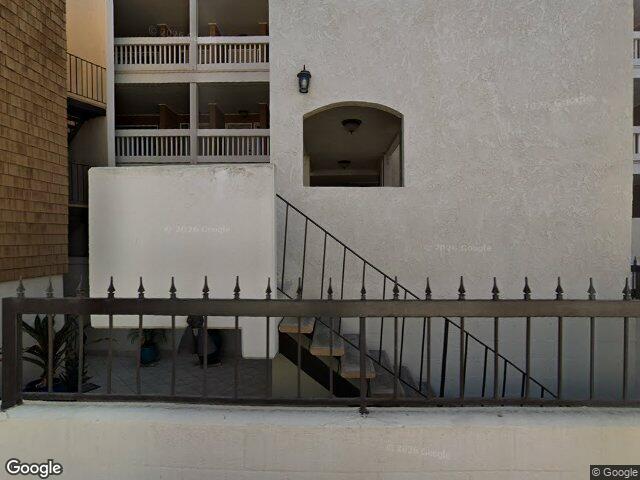 600 E Oceanfront Apt 3B, Newport Beach, CA 92661