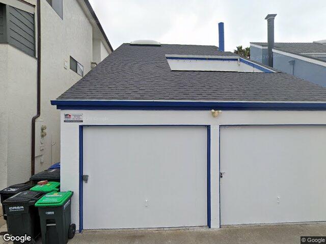 820 W Balboa Blvd, Newport Beach, CA