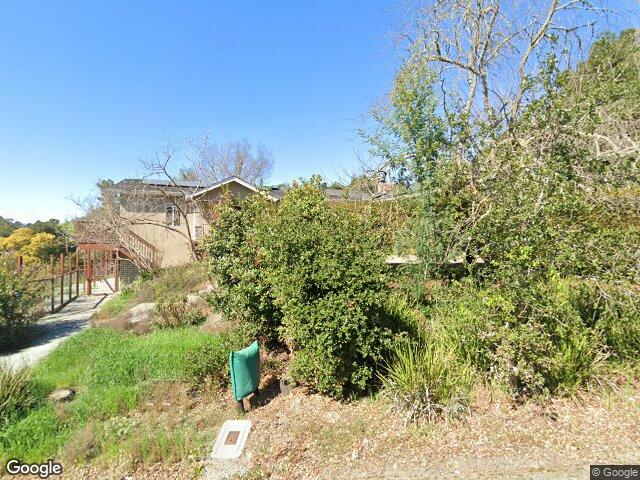 12882 Viscaino Rd, Los Altos Hills, CA 94022