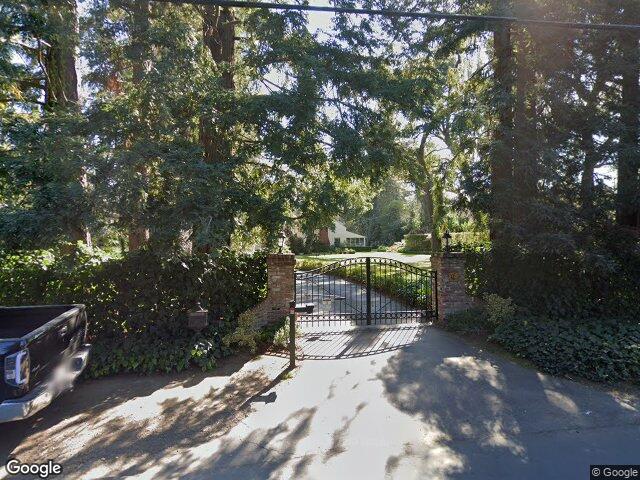 127 Almendral Ave, Atherton, CA 94027