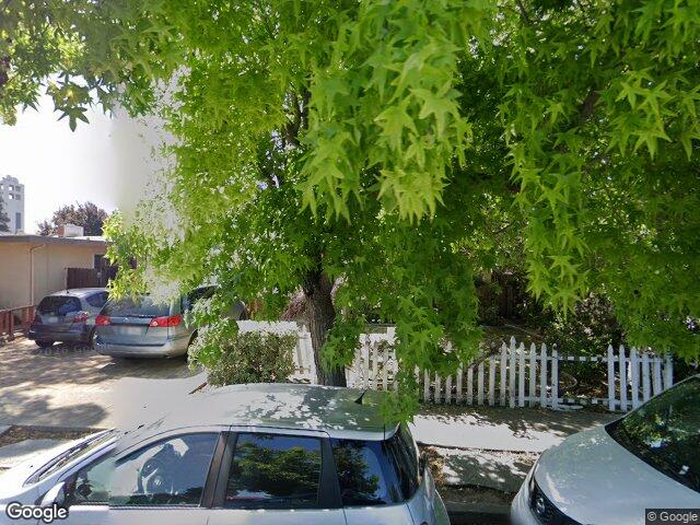 915 7th Ave, Redwood City, CA 94063