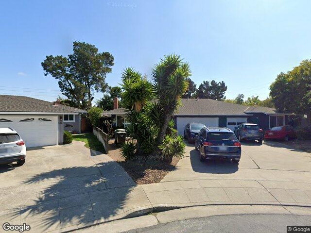 559-561 Mozart Ct, Sunnyvale, CA 94087