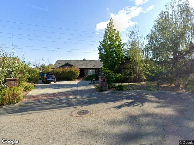 12498 Sumner Dr, Saratoga, CA