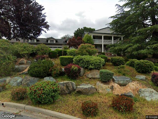 14241 Juniper Ln, Saratoga, CA 95070