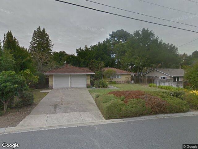 20711 Carniel Ave, Saratoga, CA 95070