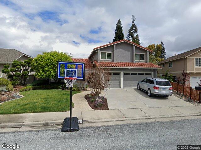 6611 Whitbourne Dr, San Jose, CA 95120