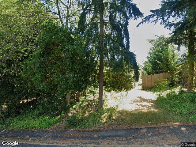 10045 NE 15th St, Bellevue, WA 98004