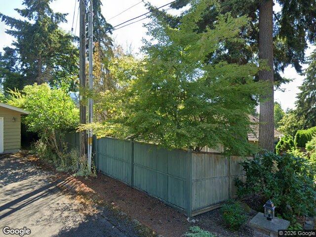 1260 108th Ave NE, Bellevue, WA 98004