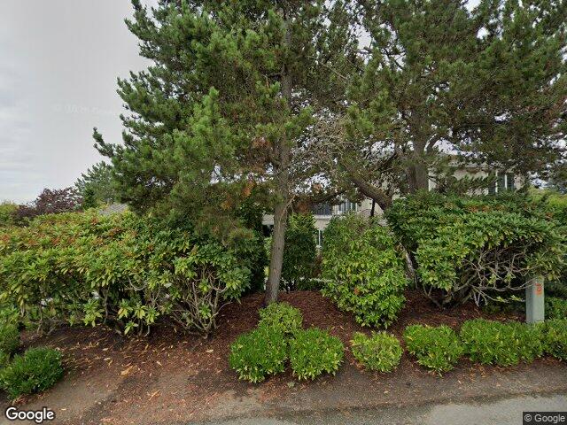 1365 92nd Avenue NE, Clyde Hill, WA 98004