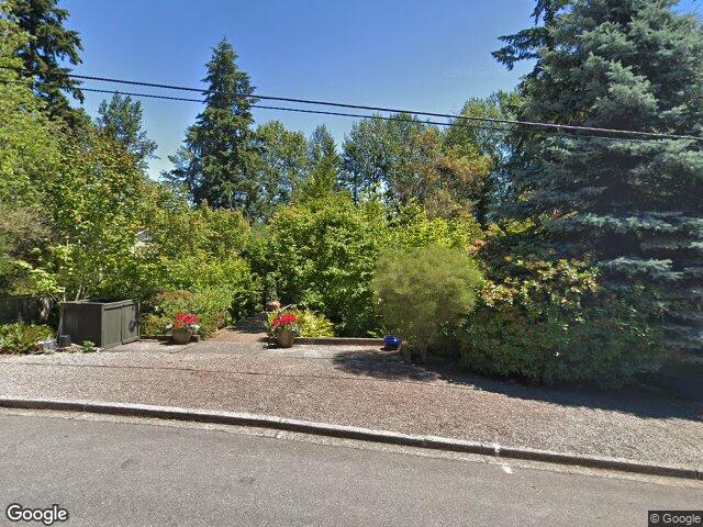 220 130th Avenue SE, Bellevue, WA 98005