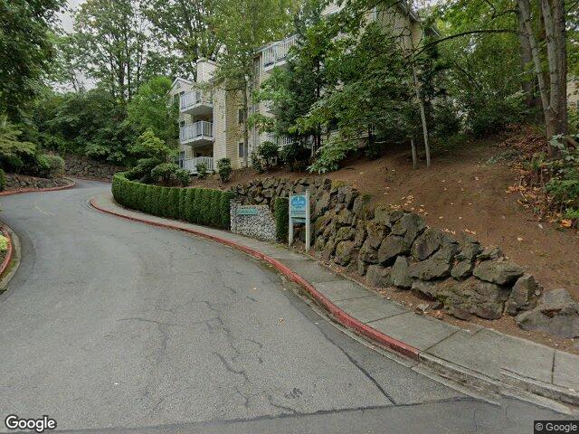 2560 118th Ave SE Unit 3-201, Bellevue, WA 98005