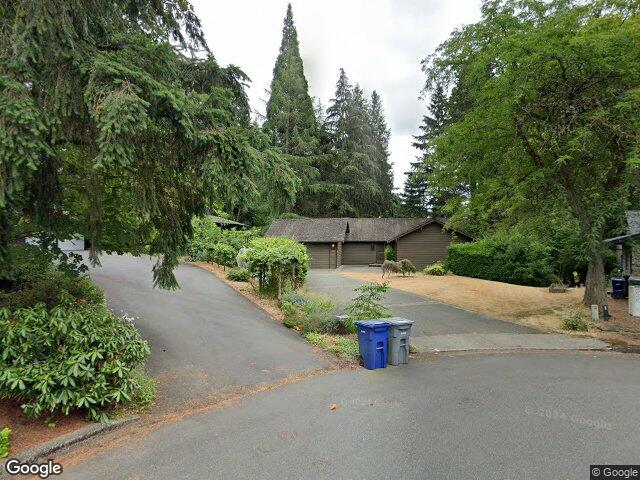 502 130th Ave NE, Bellevue, WA 98005