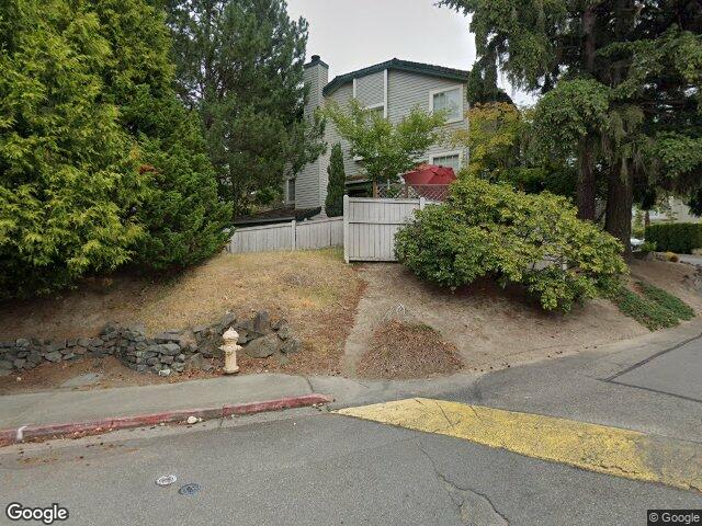 604 122nd Avenue NE #3, Bellevue, WA 98005