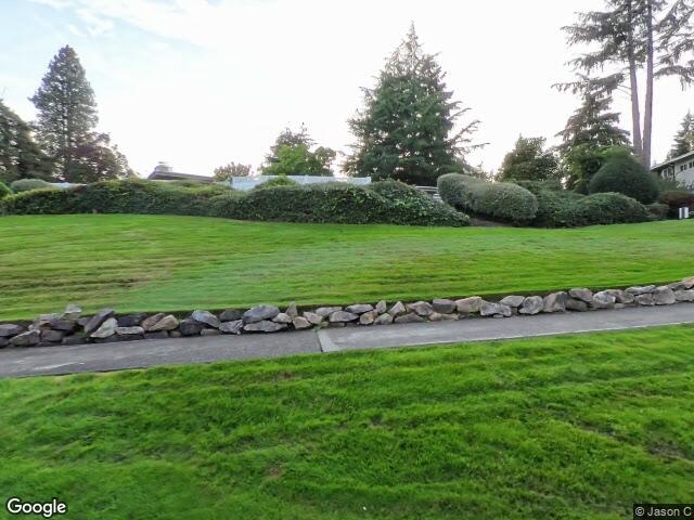 811 126th Place NE #A207, Bellevue, WA 98005