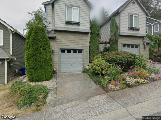 6750 163rd Pl SE Unit B, Bellevue, WA