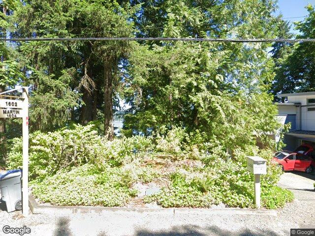1602 W Lake Sammamish Parkway SE, Bellevue, WA 98008