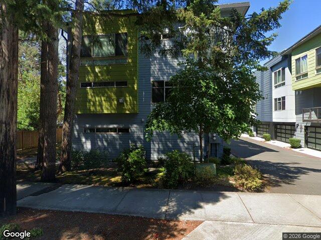 16387 NE 12th Pl #C3, Bellevue, WA