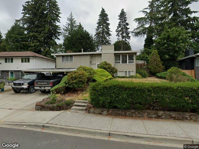 24 158th Pl SE, Bellevue, WA 98008