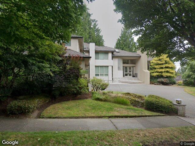 18206 NW Montreux Dr, Issaquah, WA 98027