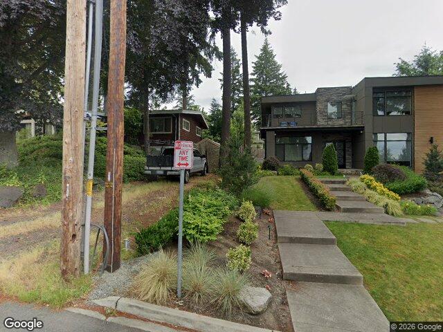 10932 102nd Avenue NE, Kirkland, WA 98033