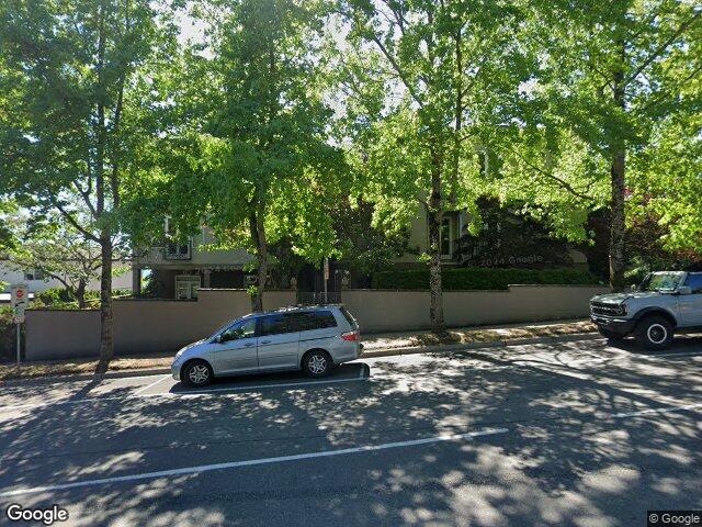 111 Lake Avenue W #202, Kirkland, WA 98033
