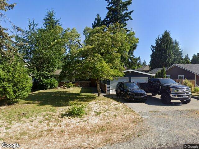 12426 NE 73rd St, Kirkland, WA