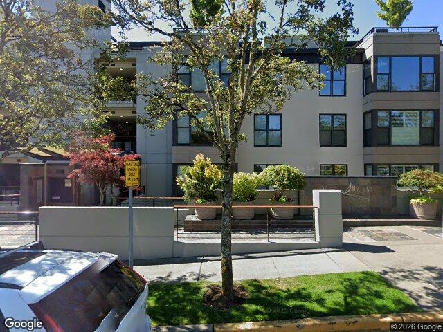 136 Central Way #304, Kirkland, WA 98033