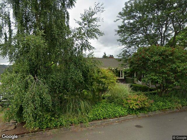 213 8th Avenue, Kirkland, WA 98033