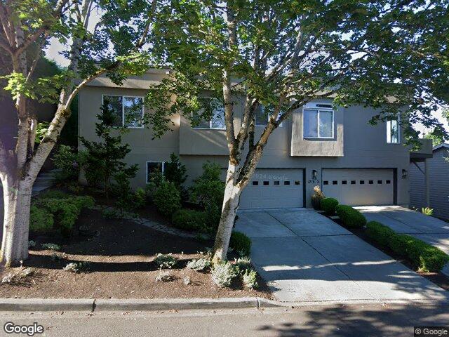335 4th Ave S, Kirkland, WA 98033