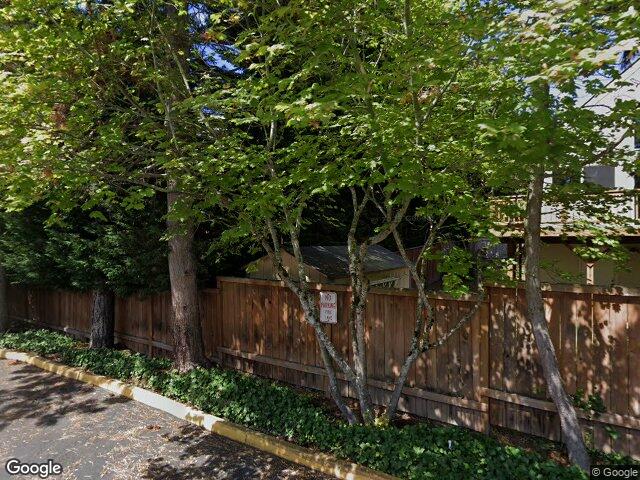 433 7th Ave, Kirkland, WA 98033