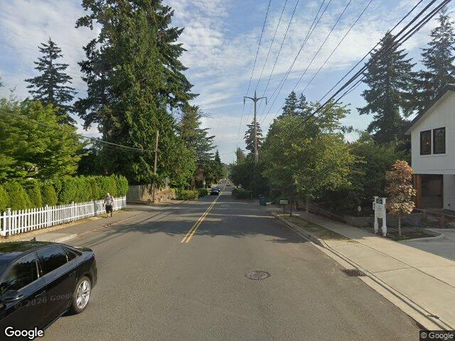 5678 12th St, Kirkland, WA 98033