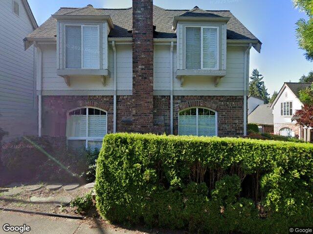 6811 117th Ave NE, Kirkland, WA 98033