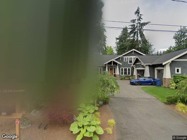 719 19th Ln W, Kirkland, WA 98033