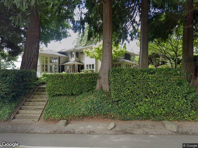 201 Overlake Dr E, Medina, WA 98039